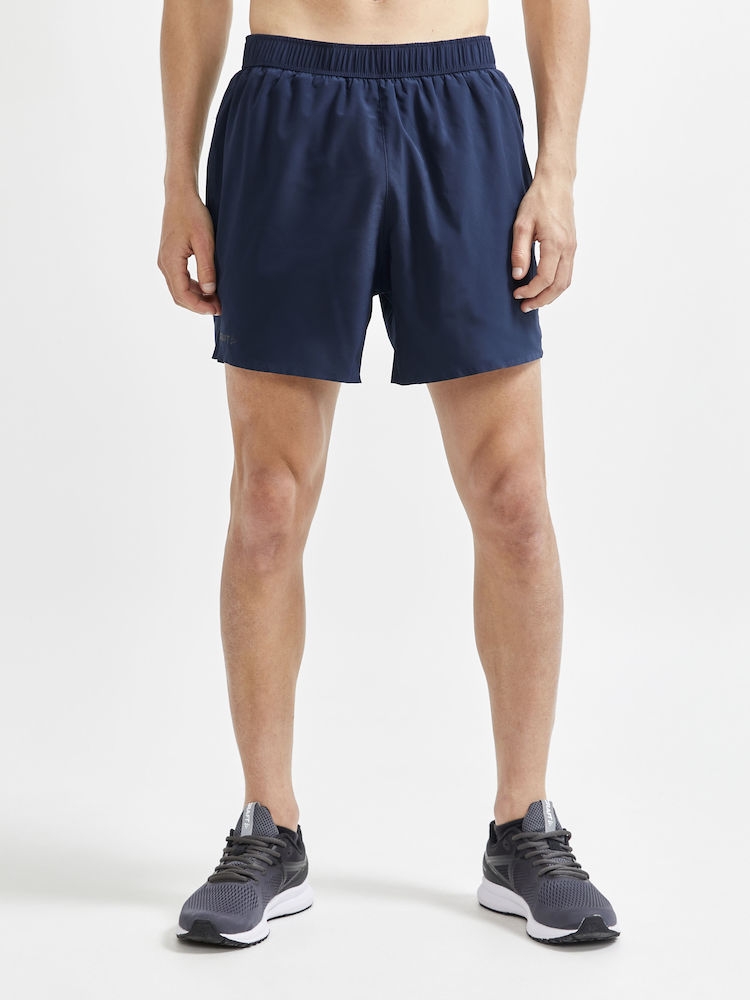 ADV Essence 5” Stretch Shorts har god passform og effektiv fukttransport.