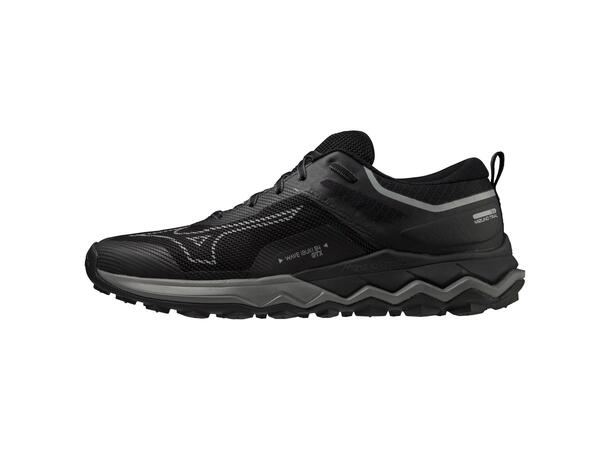 Wave Ibuki 4 GTX har pustende overdel med Gore-Tex som holder deg komfortabel, samt Mizuno ENERZY i mellomsålen for god demping. Enten du planlegger en kort ettermiddagstur eller lengre fjelltur gir denne skoen deg den støtten og komforten du trenger. 